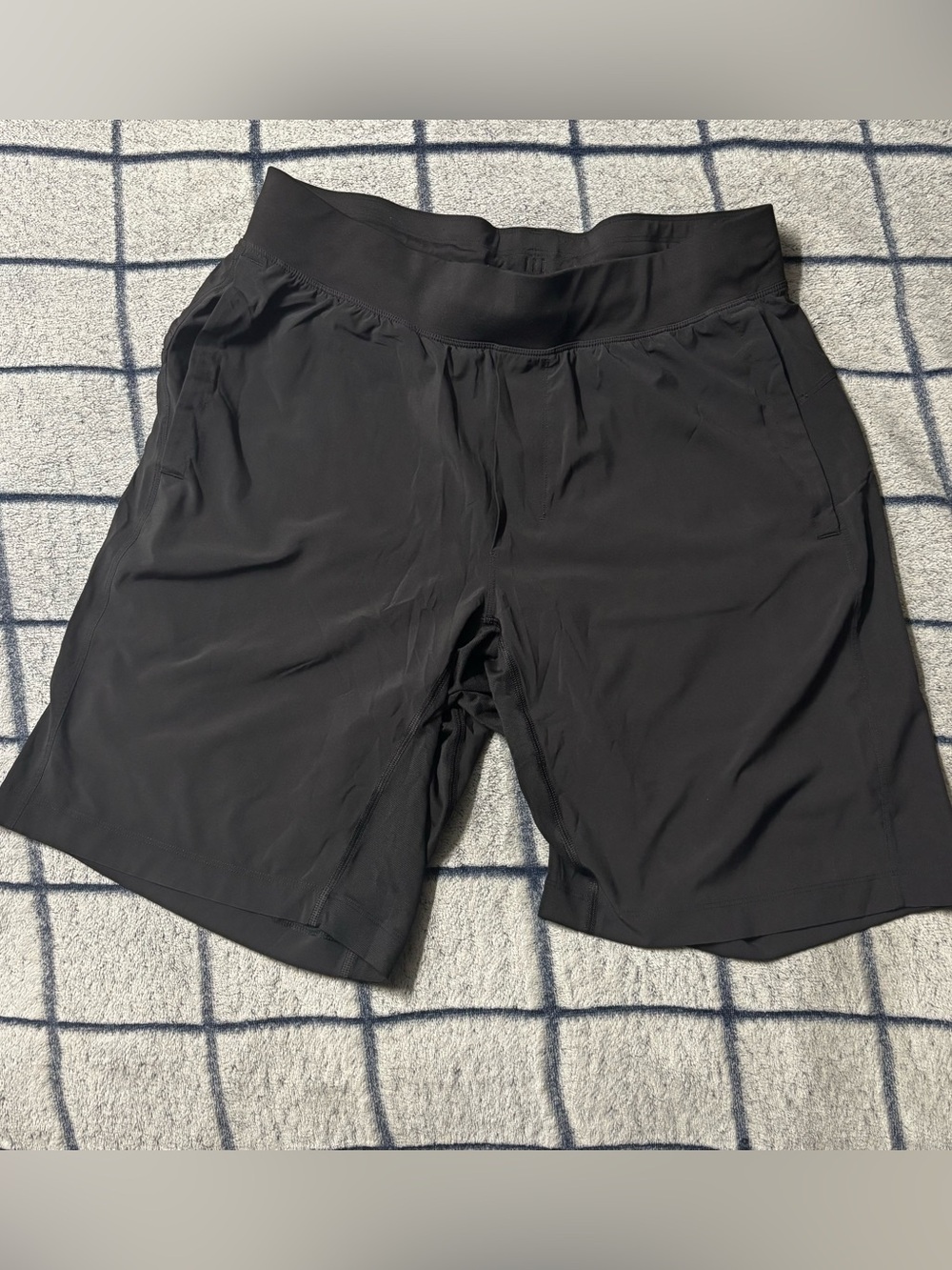 lululemon Men's Black Performance Shorts - Picture 2 of 9